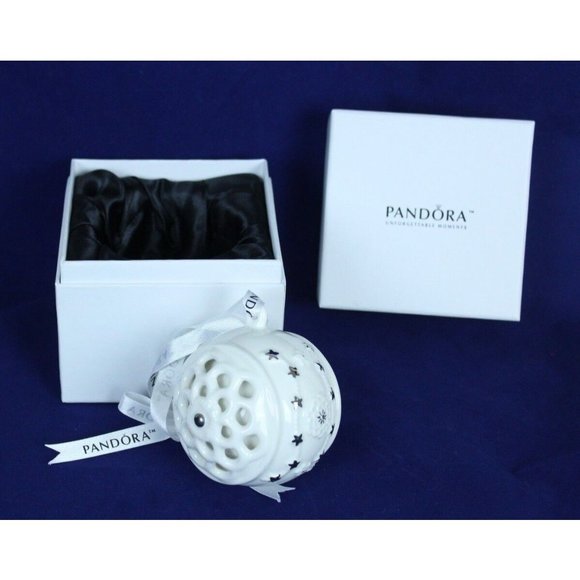 Pandora 2011 Christmas Snow Ball Ceramic Annual Limited Edition Ornament In Box - Picture 6 of 9